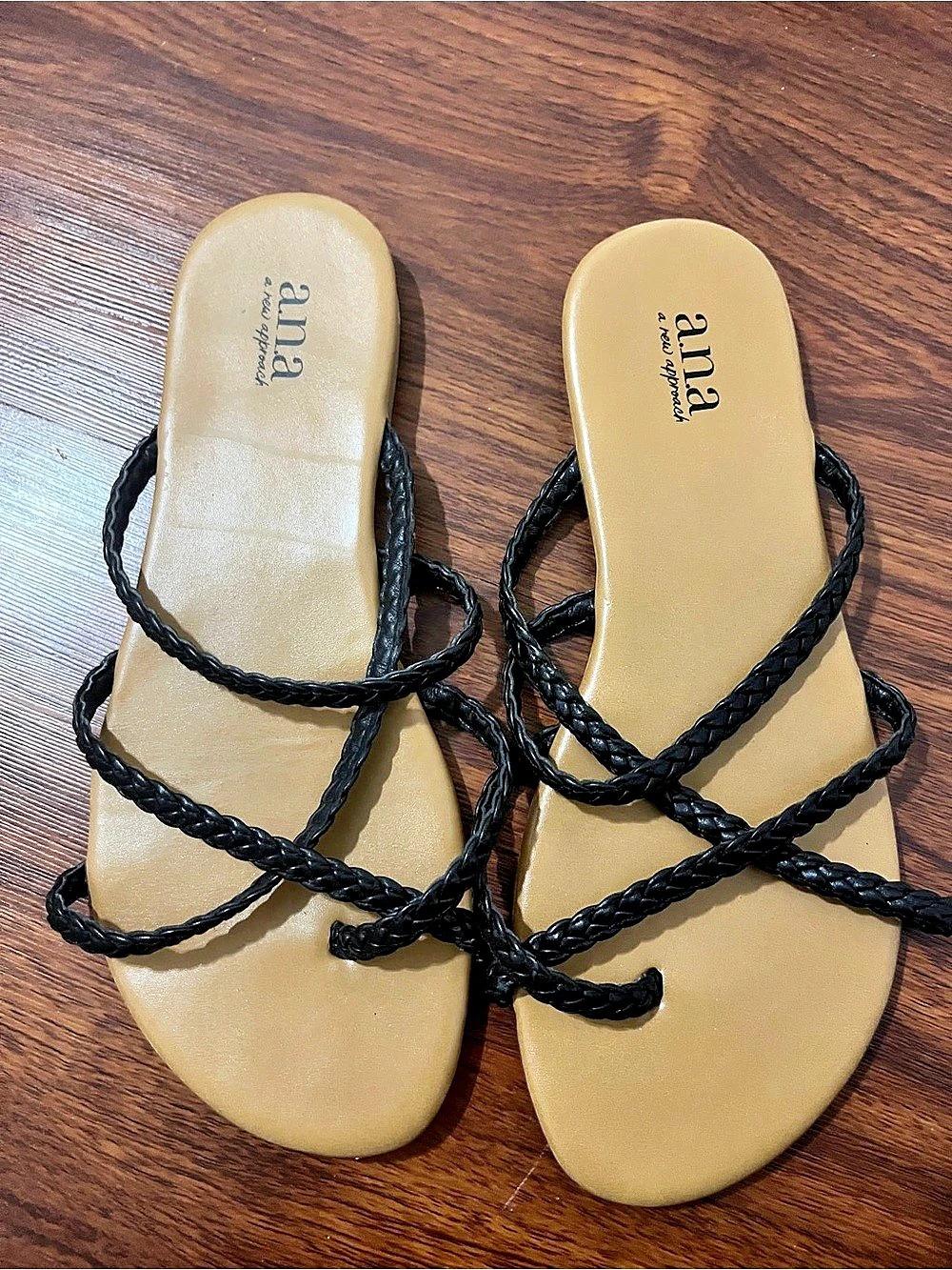 ana Braided Strappy Sandals in Black & Tan Like New